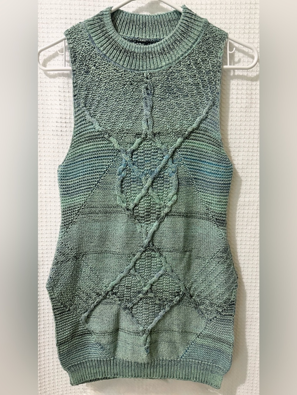 Pilcro Anthropologie Side-Slit Halter Sweater Tank, NWT, size S